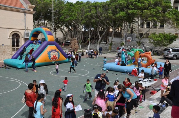 بالصور: فعاليات للأطفال خلال "كرنفال الصيام الكبير" في كنيسة الخضر بيافا